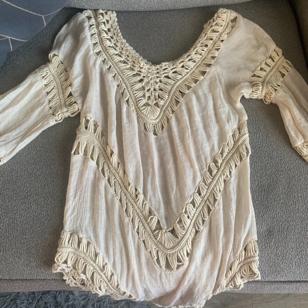 Tan dashiki
